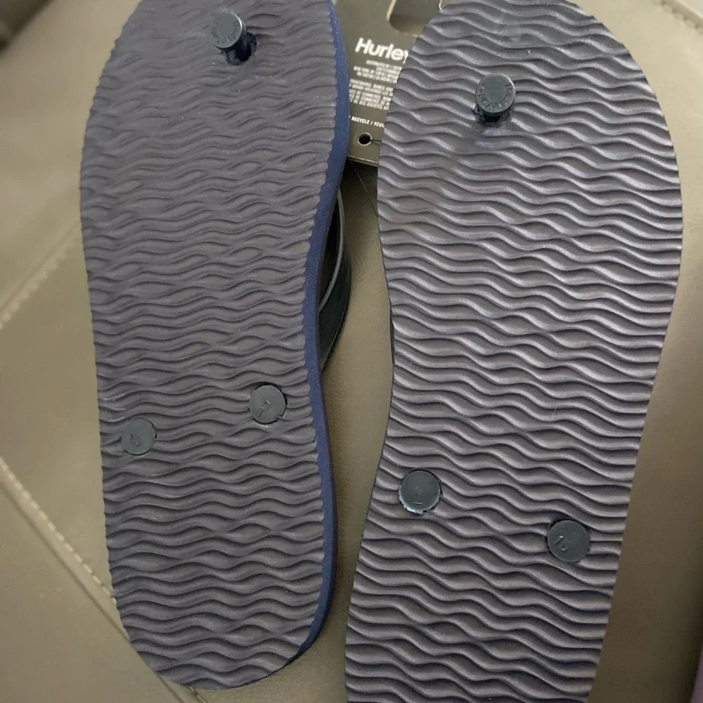 Hurley men’s flip flops